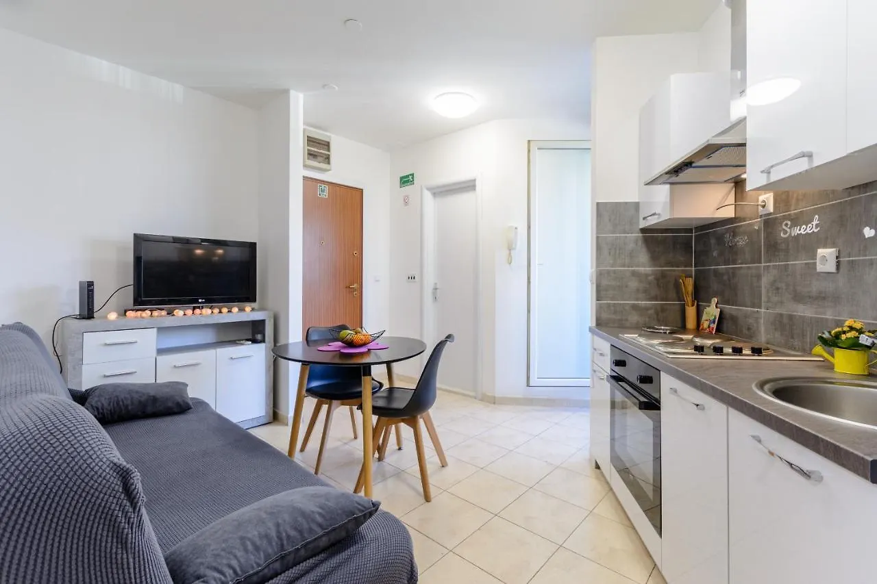 Fairytale Apartment Split