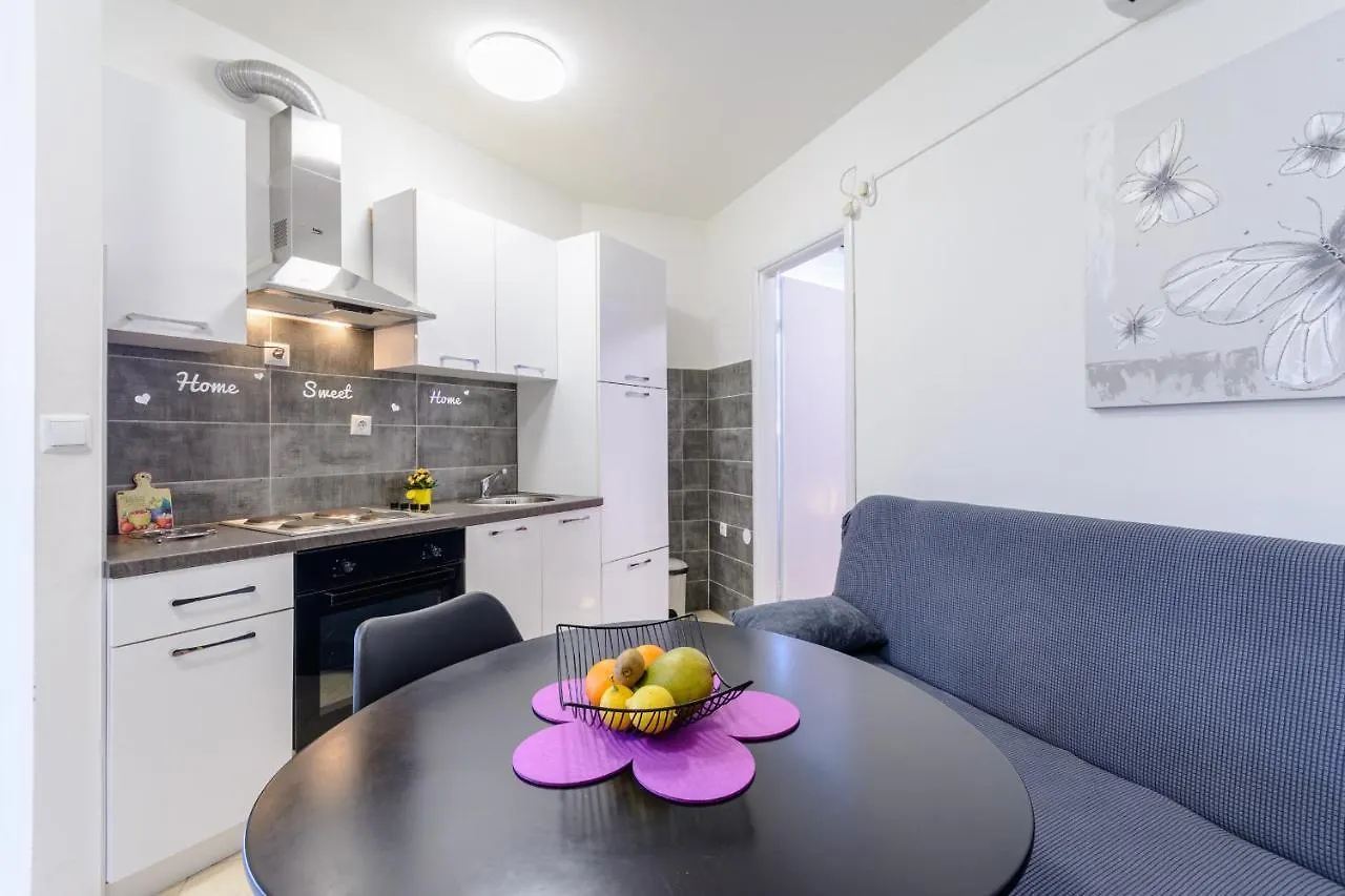 Fairytale Apartment Split