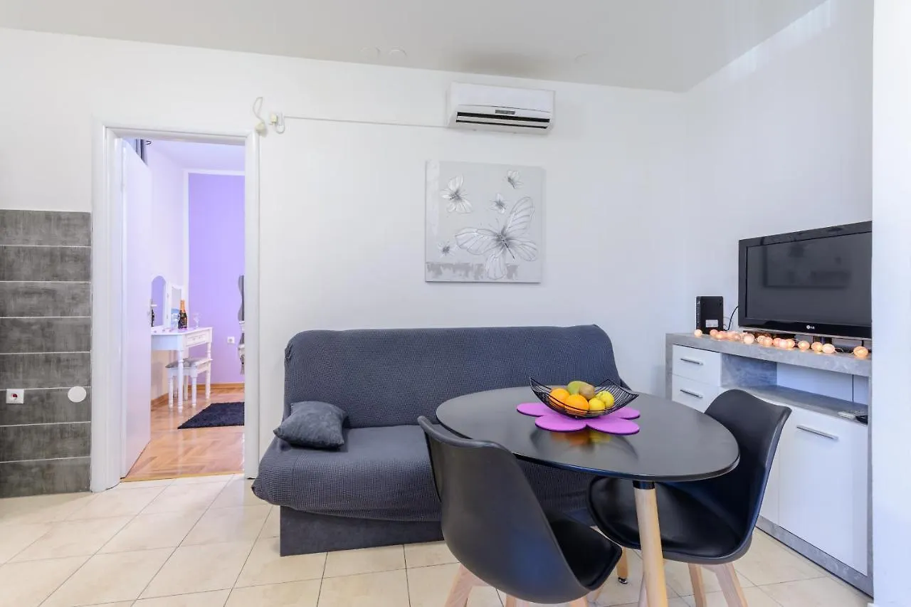 Fairytale Apartment Split 0*,