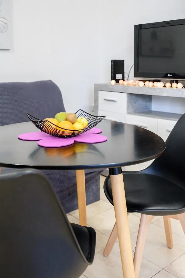 Fairytale Apartment Split