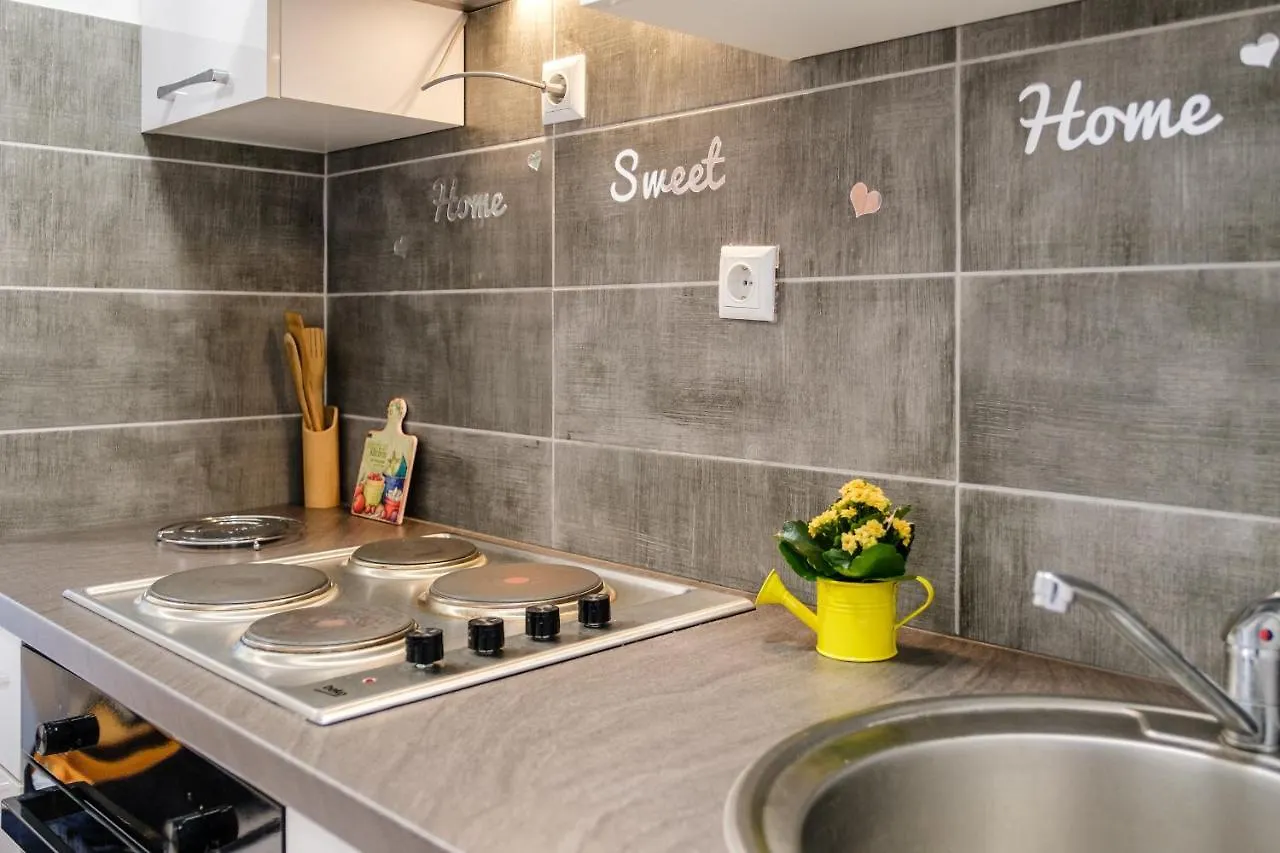 Fairytale Apartment Split